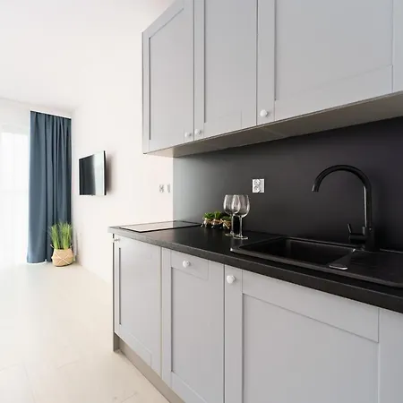 Apartamenty Bellamaya - Kapitanska 18 Гжибово Екстер'єр фото